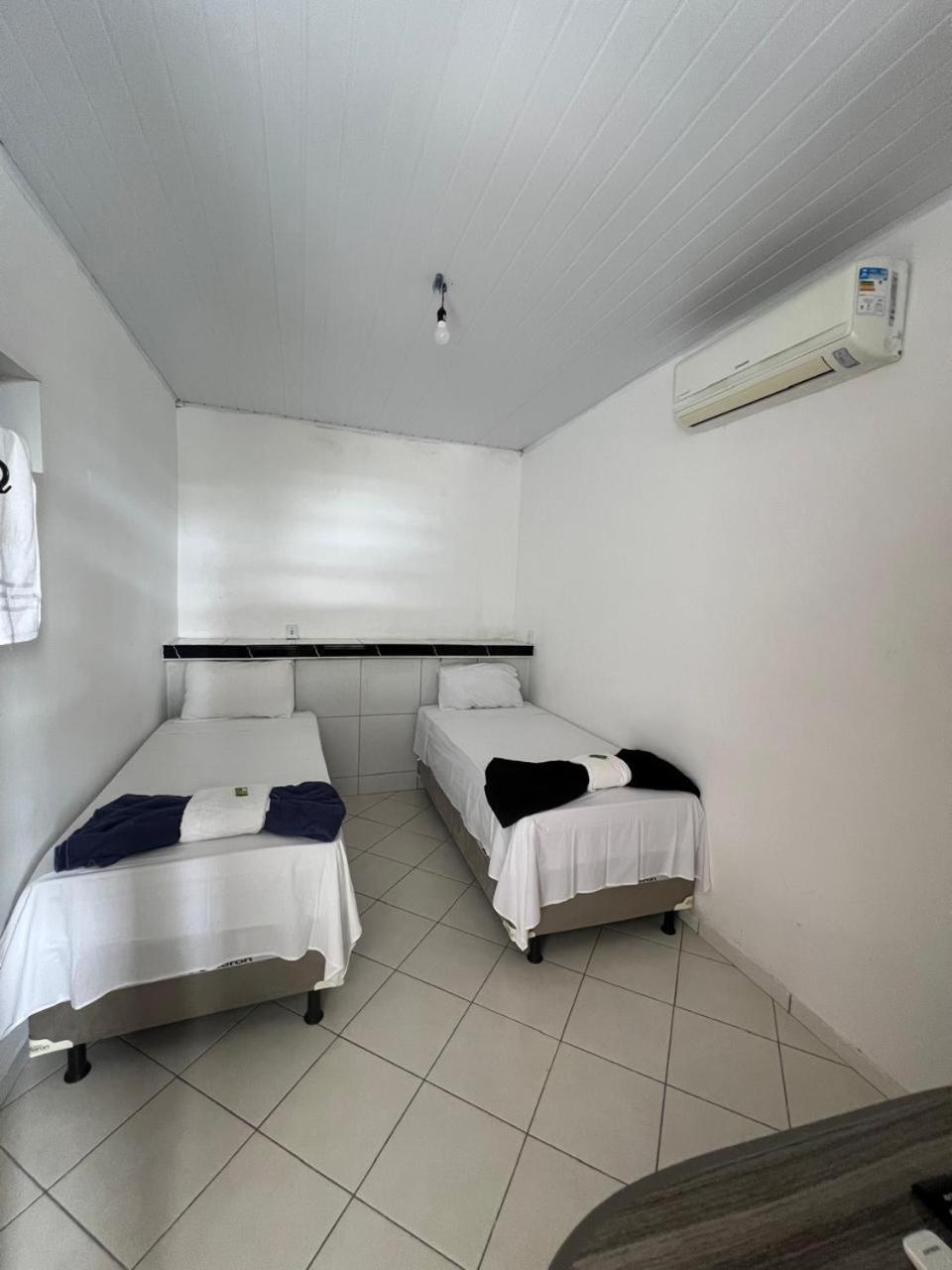 Imperial Hotel Amargosa Bagian luar foto
