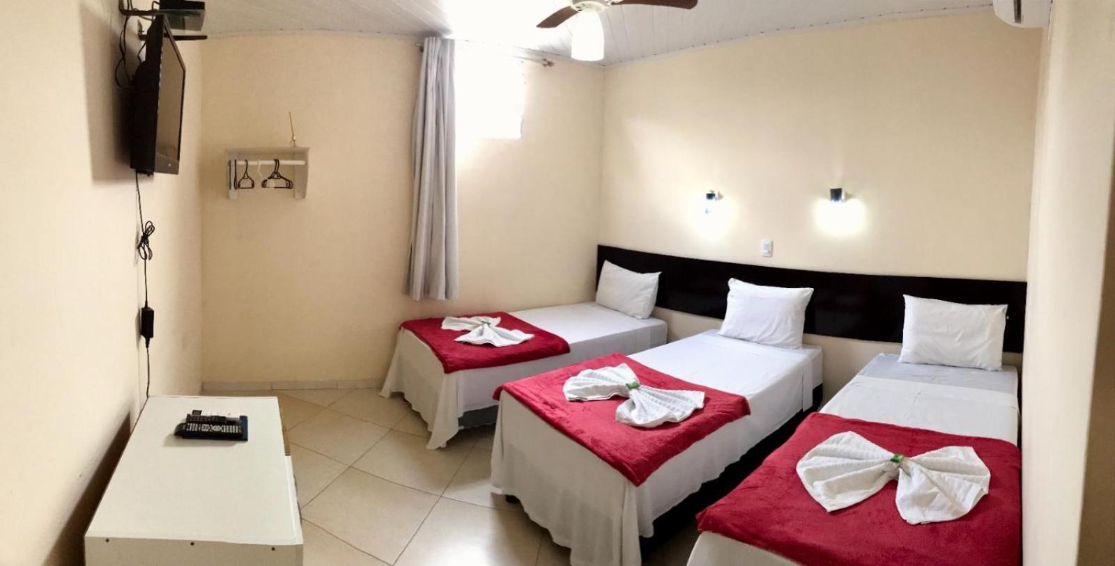Imperial Hotel Amargosa Bagian luar foto